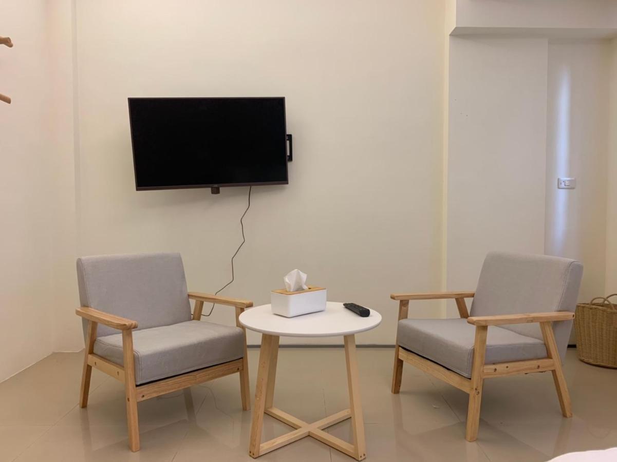 Light Luxury Apartment Apartment Taitung Екстериор снимка